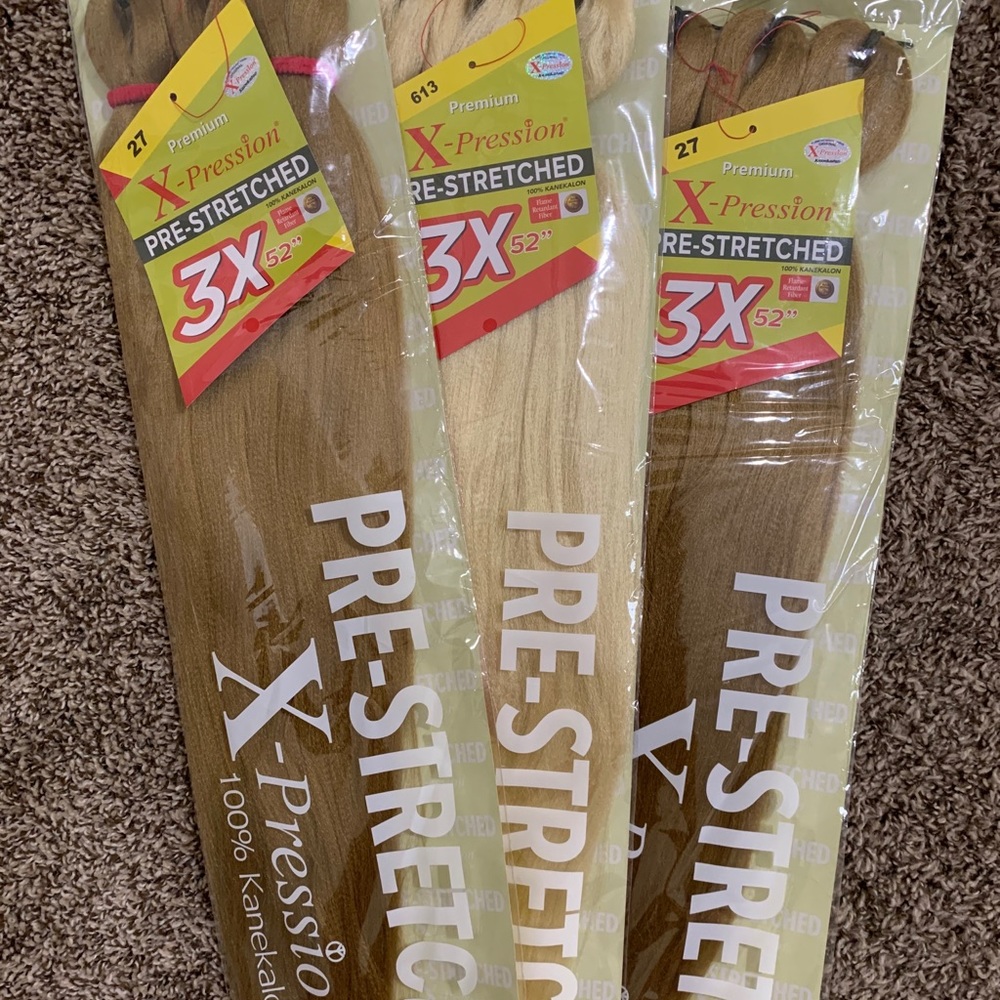 52” Pre-Stretched Braiding Hair Blonde